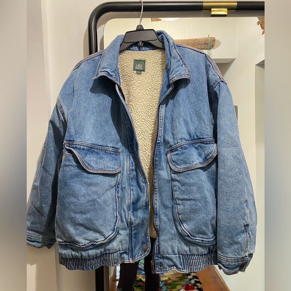 Large retro style lined Jean jacket, so comfy
